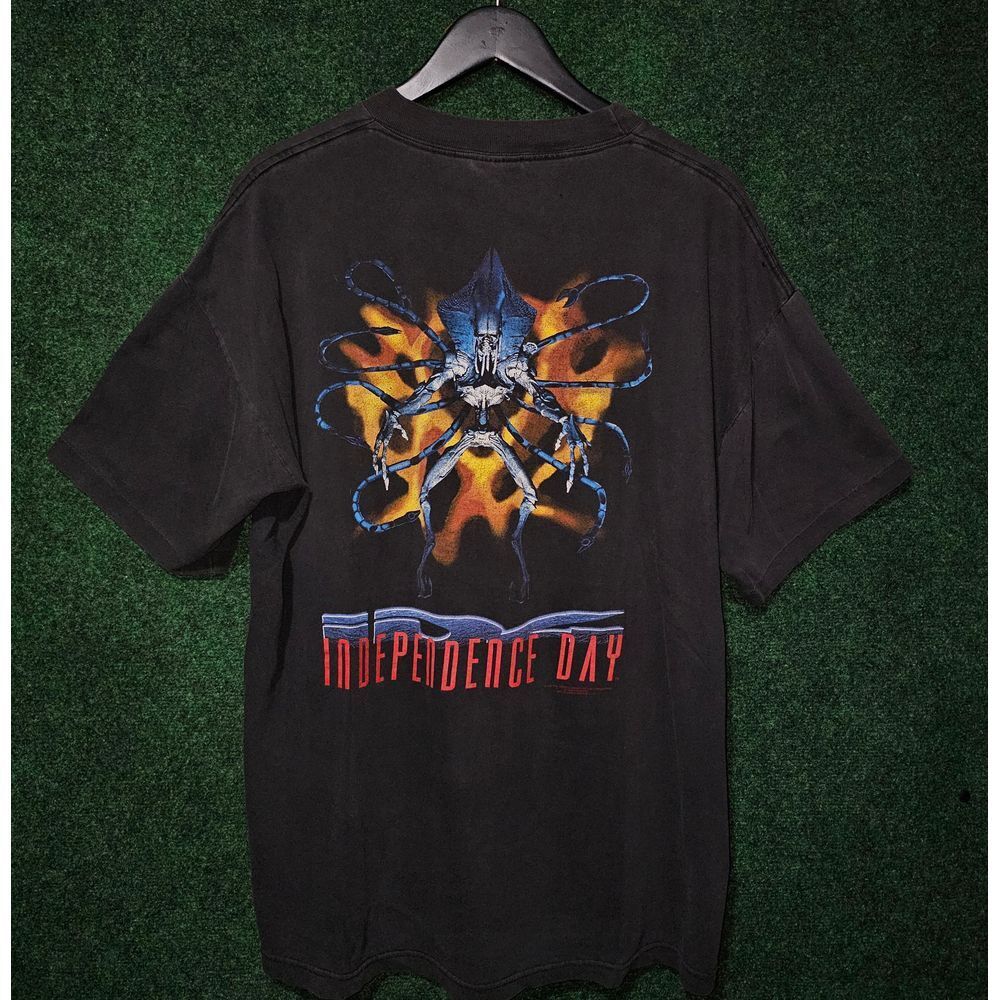 Stanley Desantis Independence Day 1996 Movie Promo T-Shirt Stanley Desantis tee